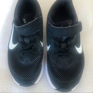 Nike Toddler 11C